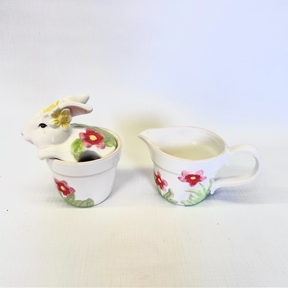 Vintage PIER 1 Hop Town Bunnies Hand-Painted Bunny Cream Sugar Earthenware 90’s
